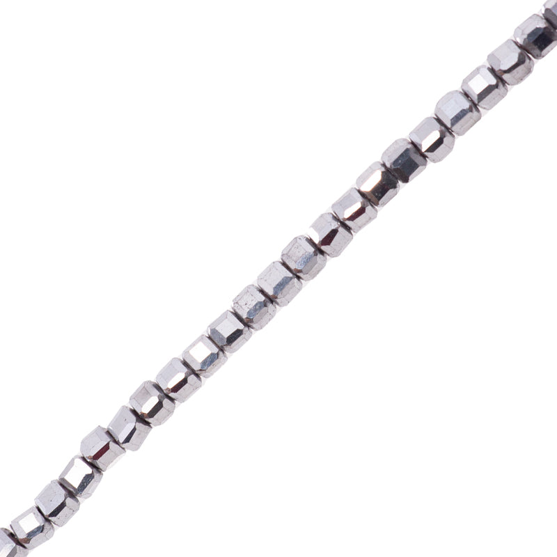 Hematita Cubo Facetado 2.5mm Plateado