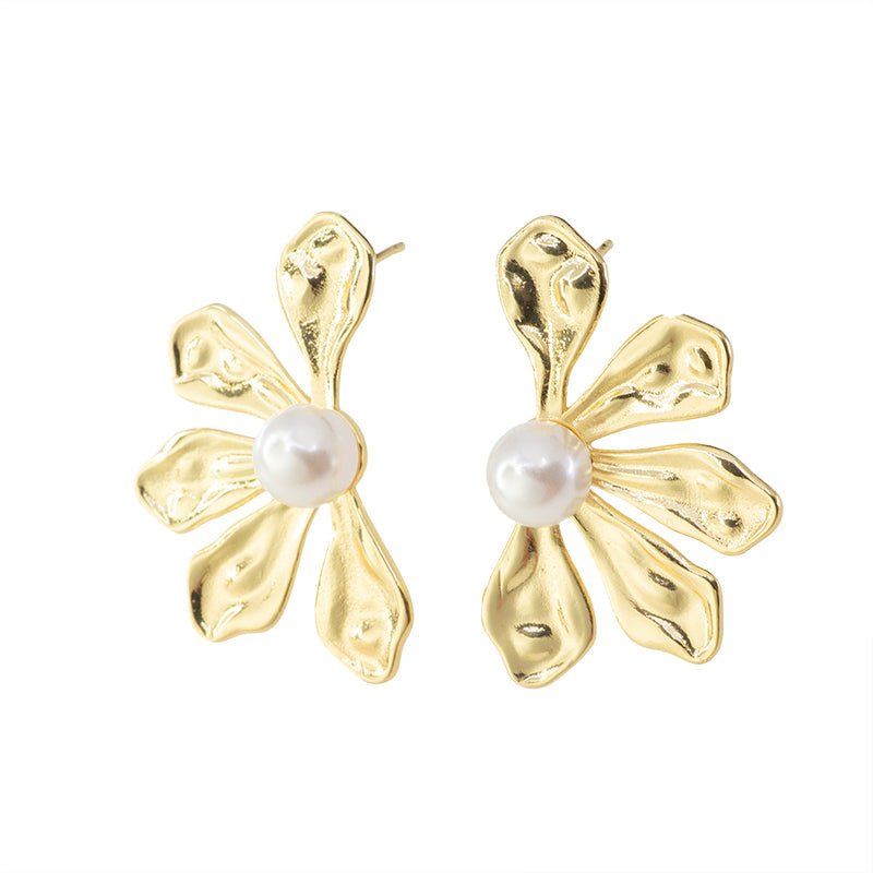 Aretes Media Flor con Perla 35x22mm Dorado
