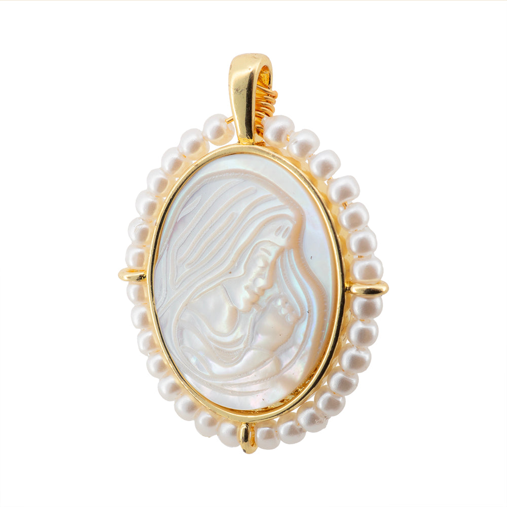 Dije Virgen con Madre Perla y Perla Alrededor 31.5x23mm Dorado
