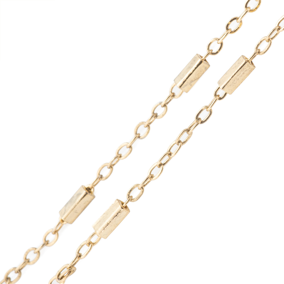 Cadena Oval con Rectángulo 2x1.7mm Dorado