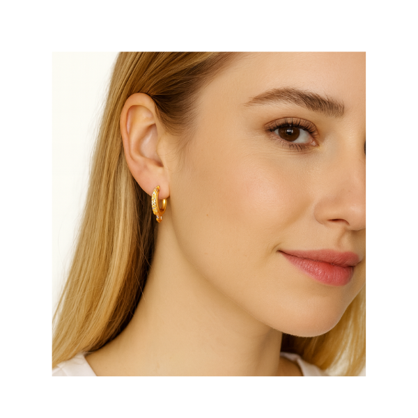 Arracada Redonda c/Circonia 15.7x13.7mm Dorado Brillante