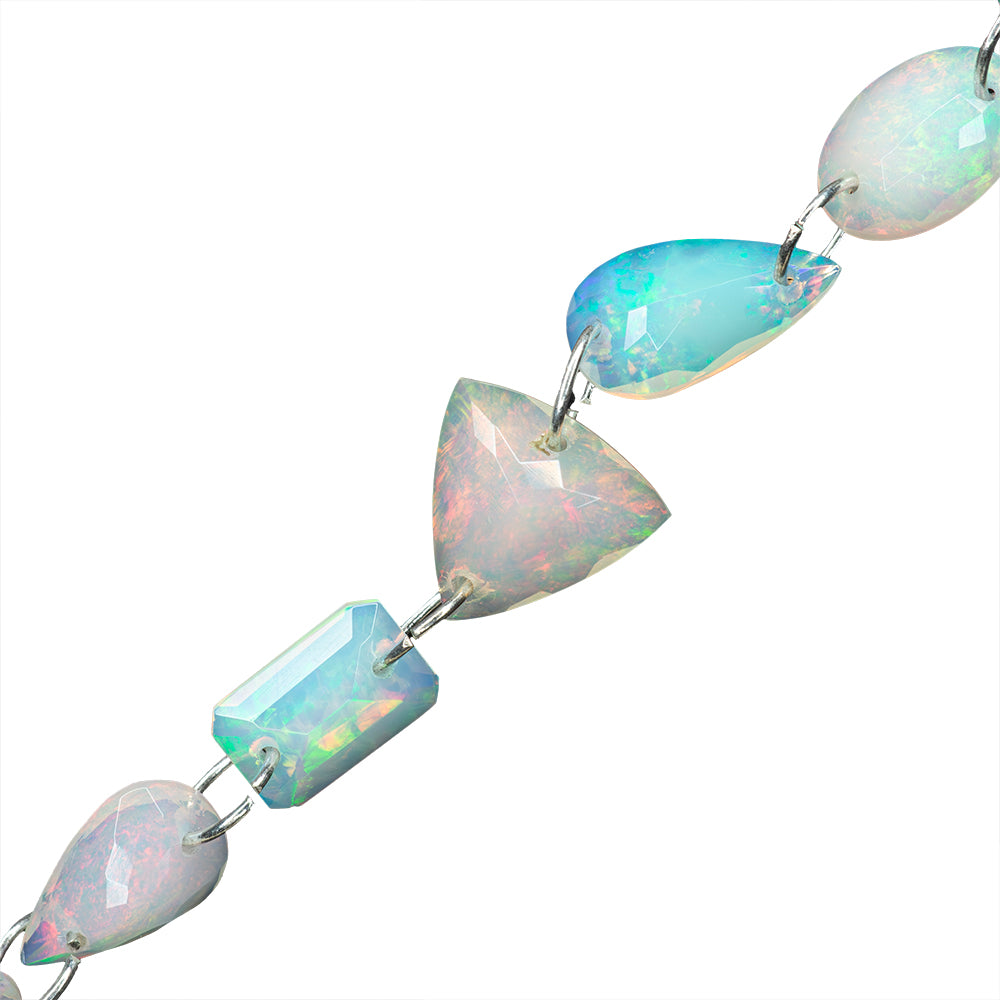 PF Opalo Etíope Facetado Varias Formas Disminución 5-13x6-12mm Tornasol