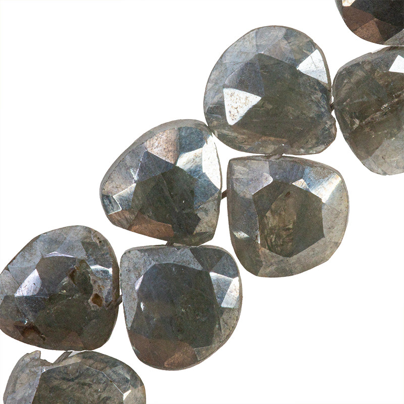 Zafiro Gota Facetada Silverite 7x7.5mm Gris
